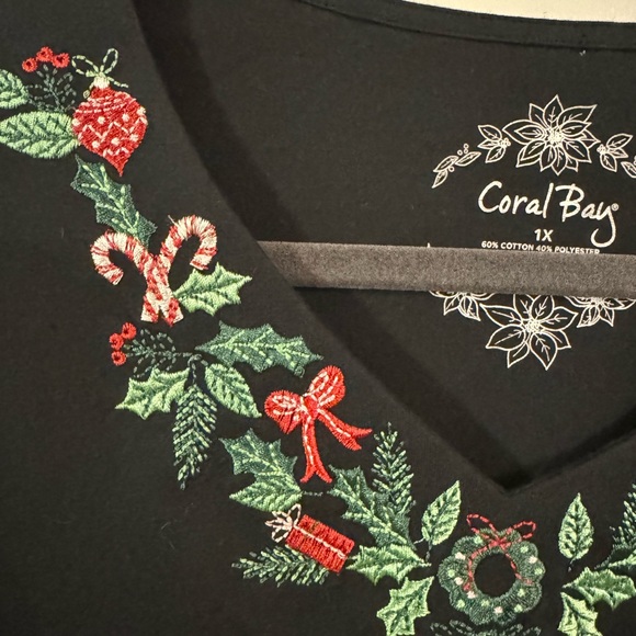 Christmas Top with Embroidered Detailing Size X-Large - Picture 3 of 4